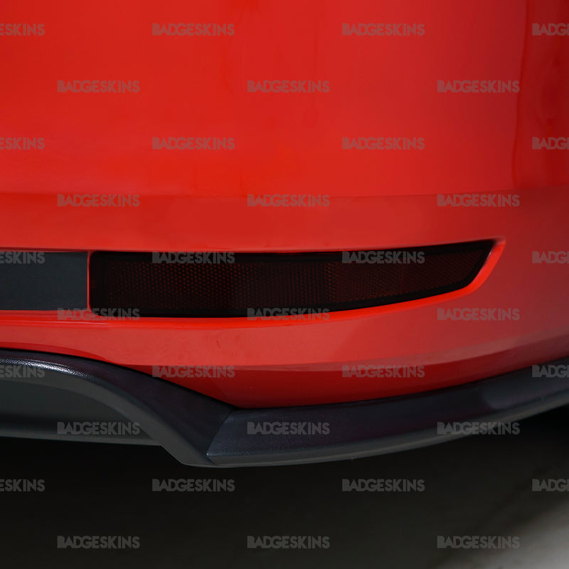 Load image into Gallery viewer, VW - MK6.5 - Jetta - Rear Bumper Reflector Tint