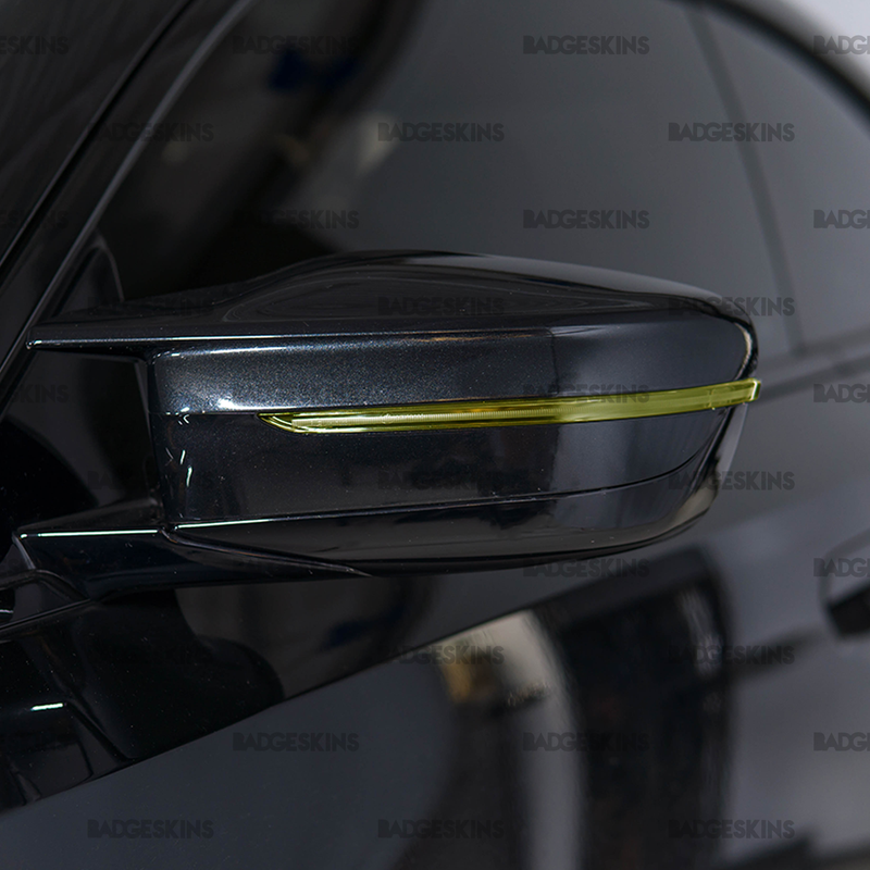Load image into Gallery viewer, BMW - G87 - M2 - Side Mirror Indicator Tint