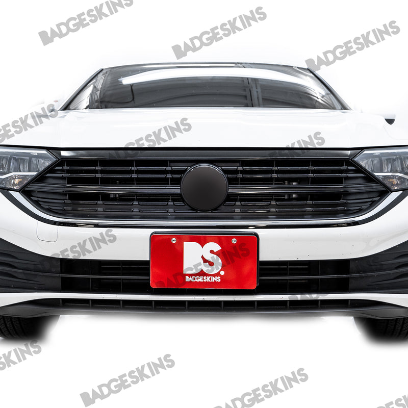 Load image into Gallery viewer, VW - MK7.5 - Jetta - Comfortline Front Grille Lower Chrome Delete