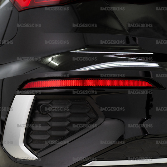 Audi - 8Y - A3/S3/RS3 - Rear Bumper Reflector Tint