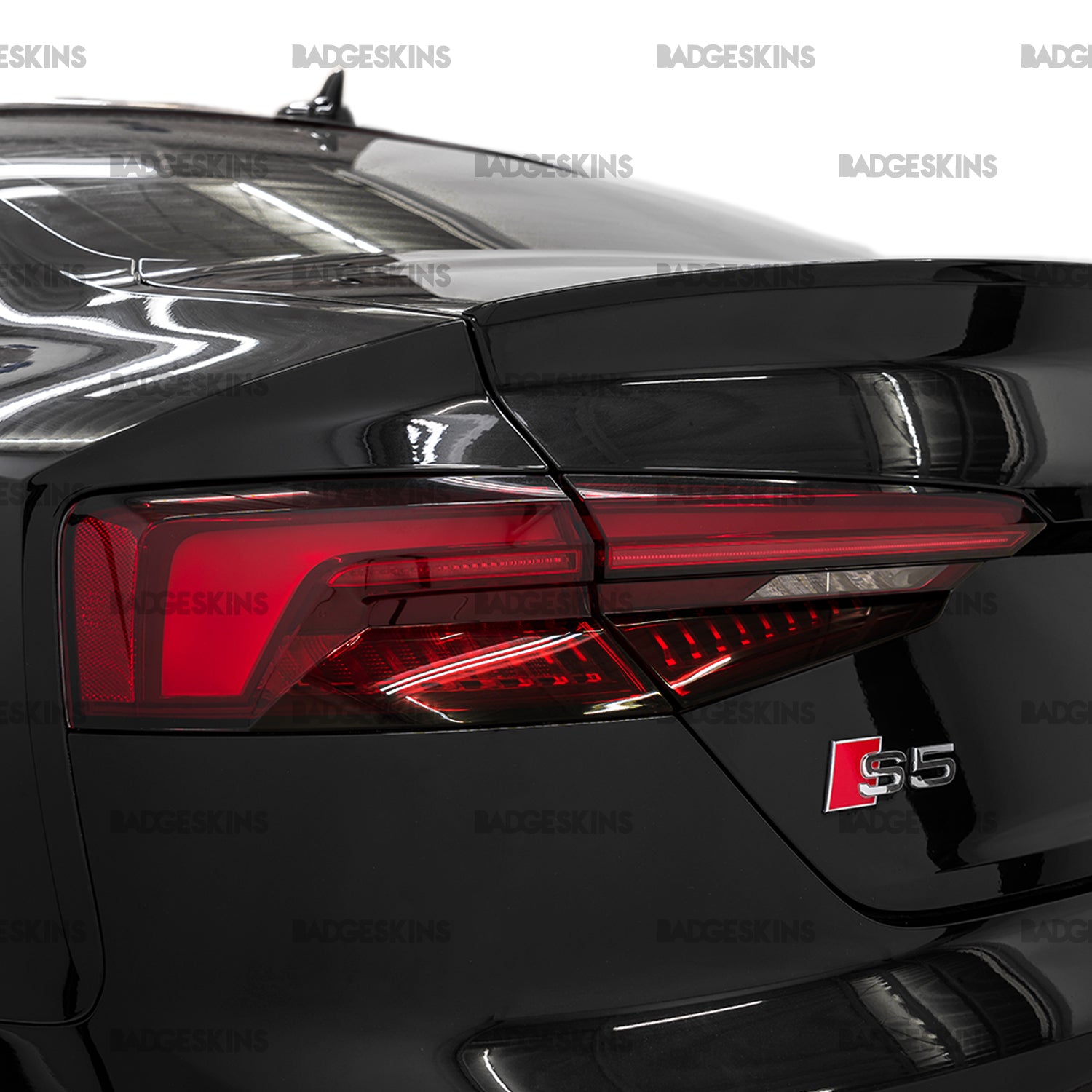 Audi - B9.5 - S4 - Tail light Chrome Delete