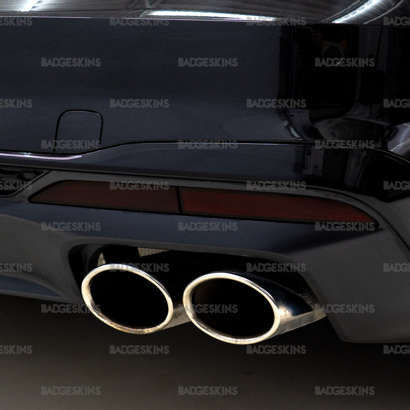 Load image into Gallery viewer, Audi - B9.5 - S4 - Rear Bumper Reflector Tint