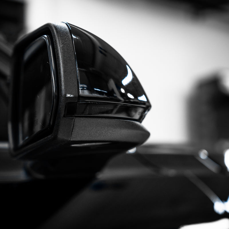 Load image into Gallery viewer, Ford - Mustang - S550 - Side Mirror Indicator Tint