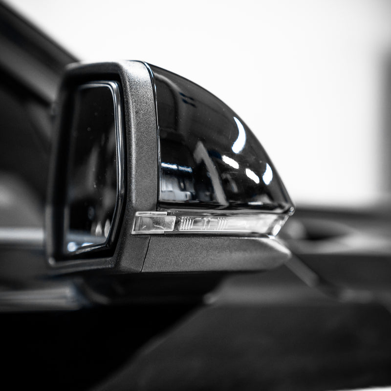 Load image into Gallery viewer, Ford - Mustang - S550 - Side Mirror Indicator Tint