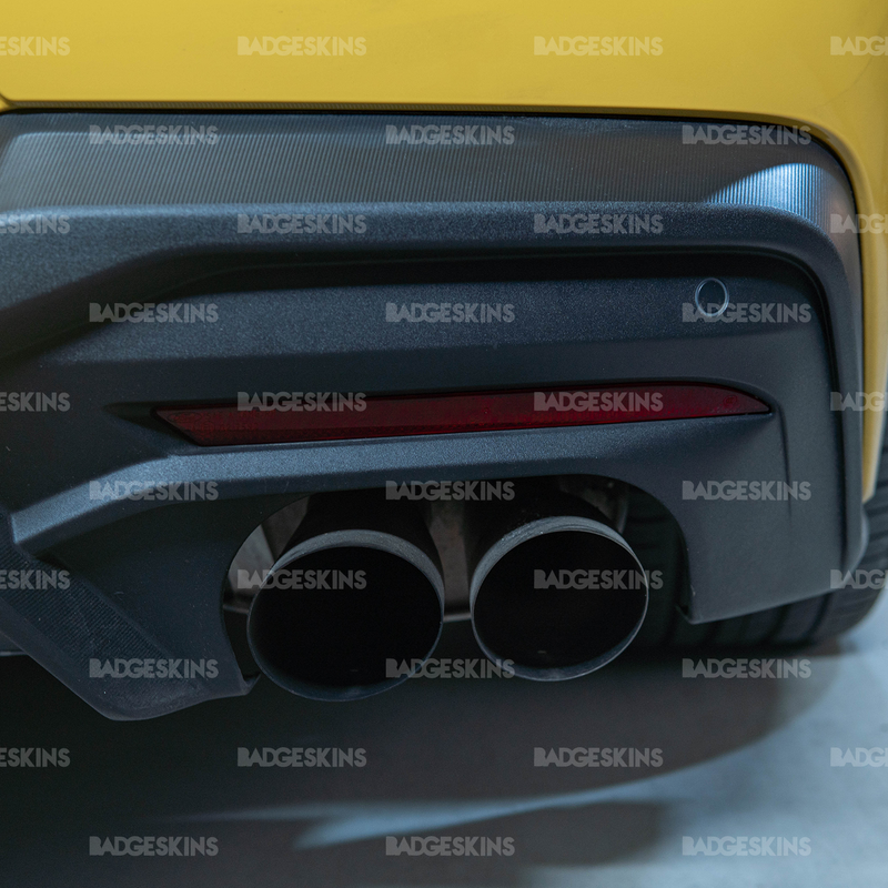 Load image into Gallery viewer, Ford - S650 - Mustang - Rear Bumper Reflector Tint