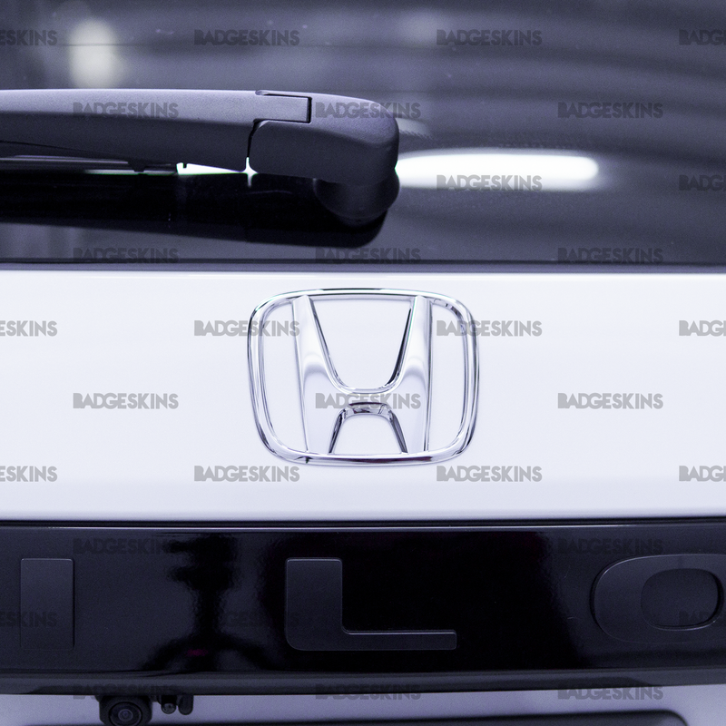 Load image into Gallery viewer, Honda - YG1/2 - Pilot - Rear Honda Emblem Overlay