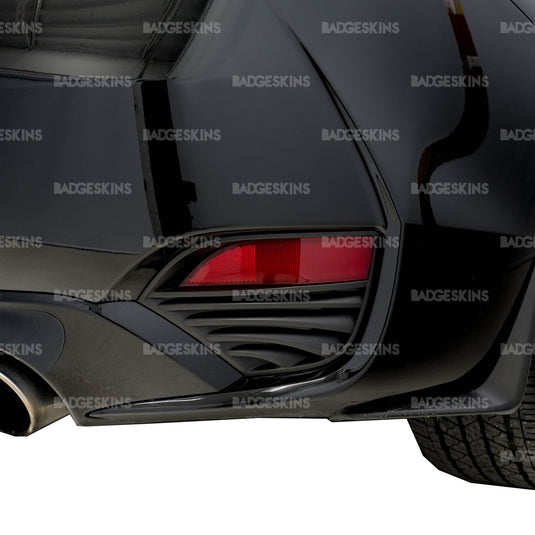 Infiniti - Q60S - Rear Bumper Reflector Tint
