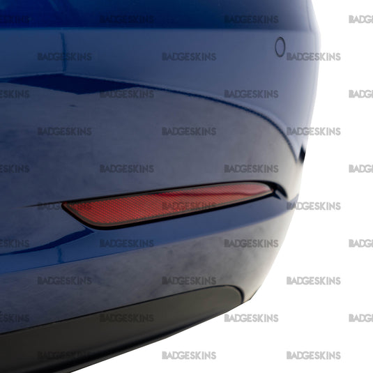 Tesla - 1st Gen - Model 3 - Rear Bumper Reflector