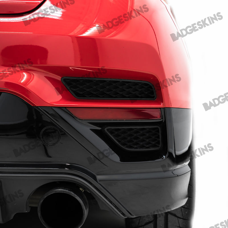Load image into Gallery viewer, Hyundai - 2nd Gen - Veloster N - Rear Bumper Reflector Tint