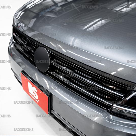 VW - MK2 - Tiguan - Front Grille Chrome Bar Delete V2 (Indents)