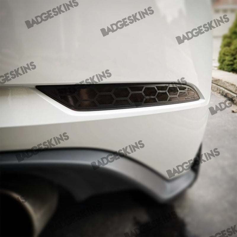 Load image into Gallery viewer, VW - MK7 - Golf - Rear Bumper Reflector Tint