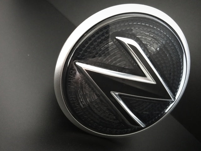 Load image into Gallery viewer, Nissan - 370Z - Fender "Z" Badge Overlay
