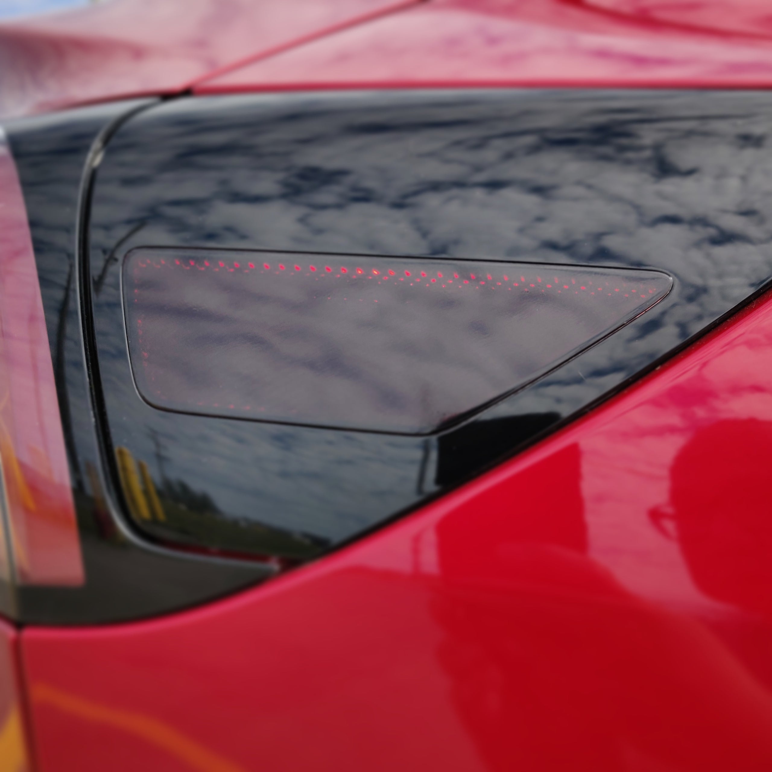 Tesla - Model 3 - Rear Tail Light Side Reflector Overlay – Badgeskins