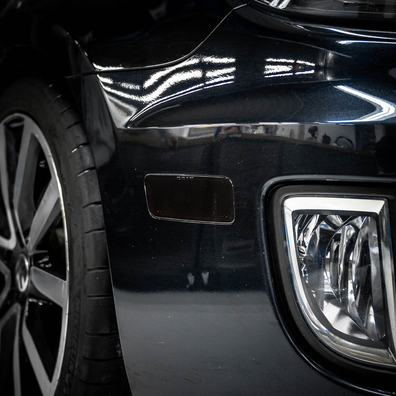 Load image into Gallery viewer, VW - MK6 - GTI Front Bumper Reflector Tint