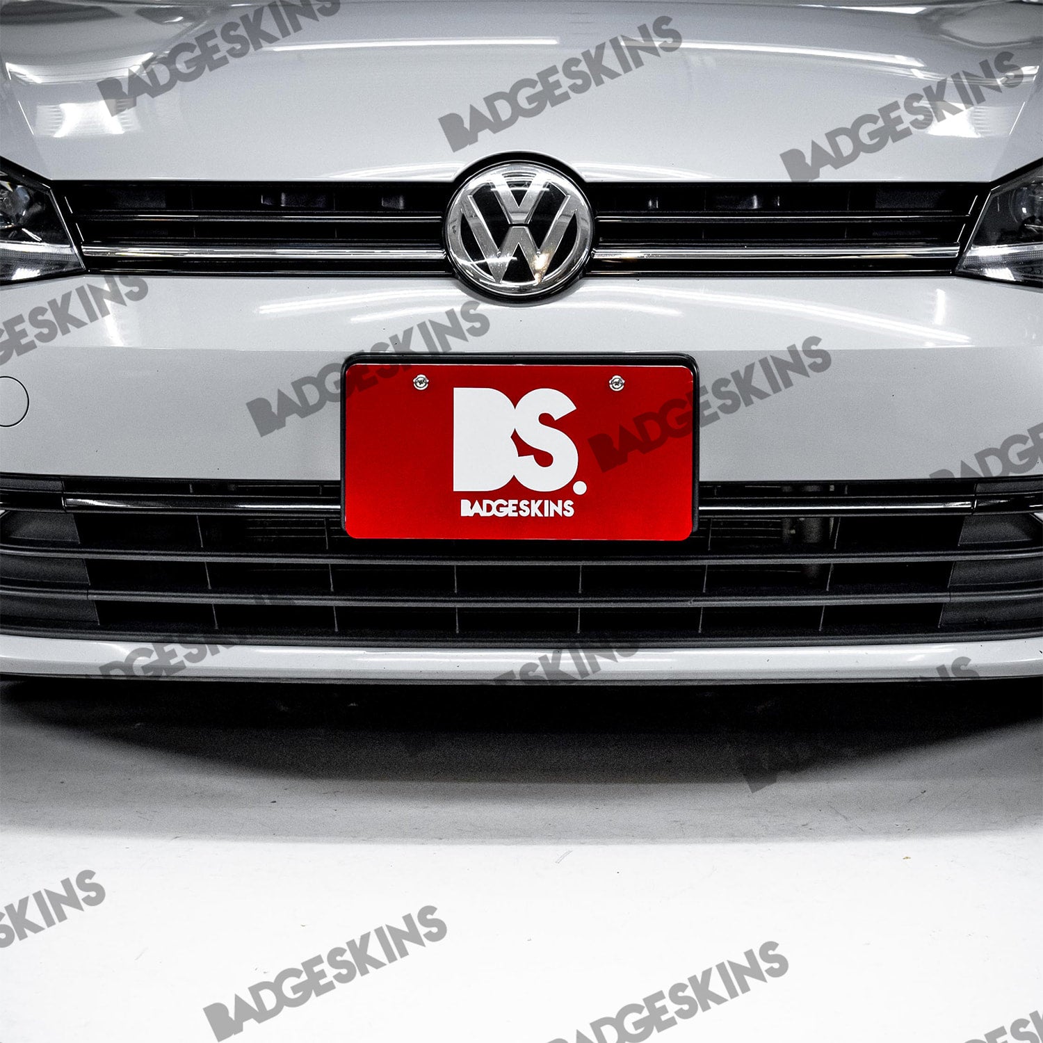 VW - MK2 - Tiguan - R-Line Front Bumper Lower Chrome Delete – Badgeskins