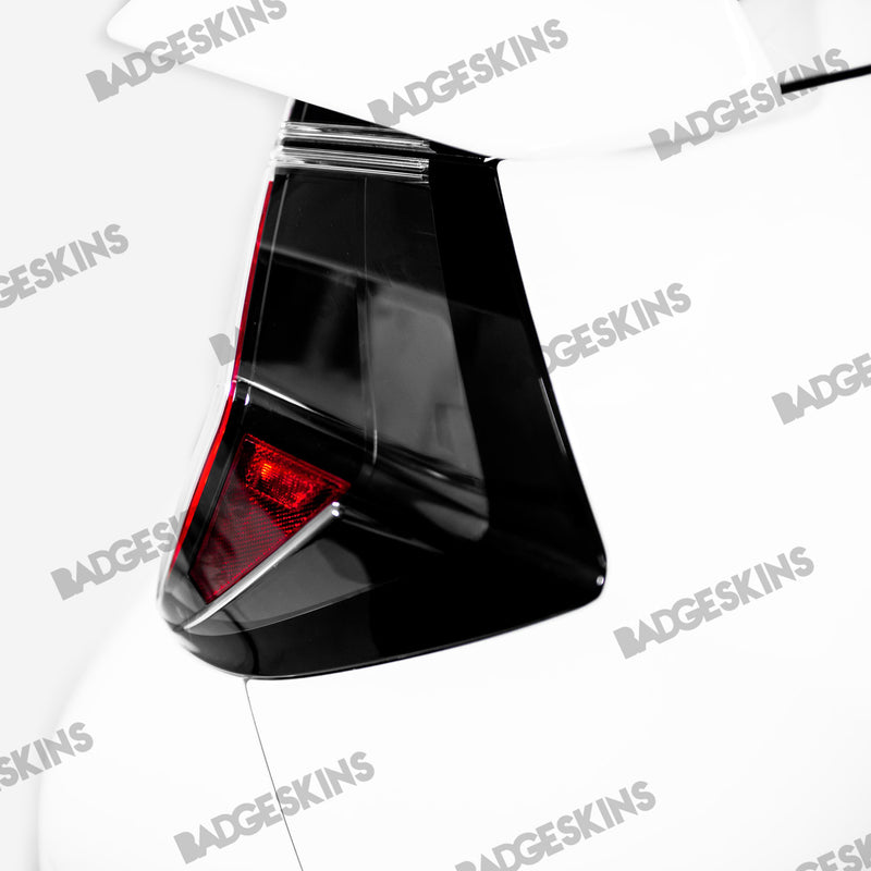 Load image into Gallery viewer, Honda - 10th Gen - Civic - HB - Taillight Eyelid (half)