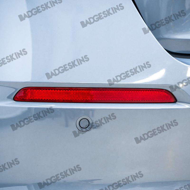 Load image into Gallery viewer, Honda - 11th Gen - Civic - Rear Bumper Reflector Tint