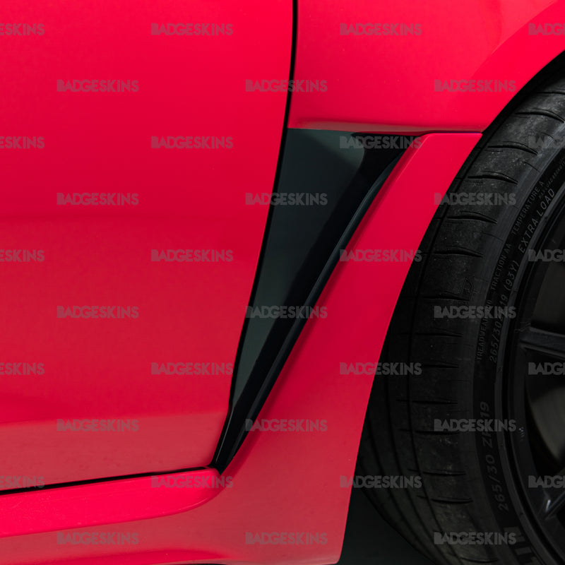 Load image into Gallery viewer, Honda - 11th Gen - Civic Type R - Fender Brake Vent Accent
