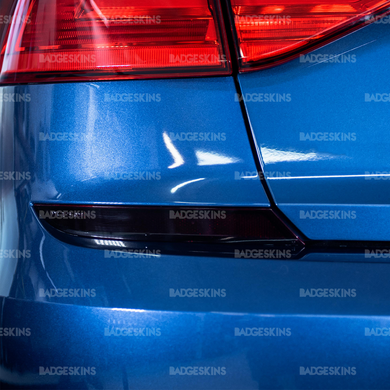VW - B8 - Passat - Rear Bumper Reflector Tint
