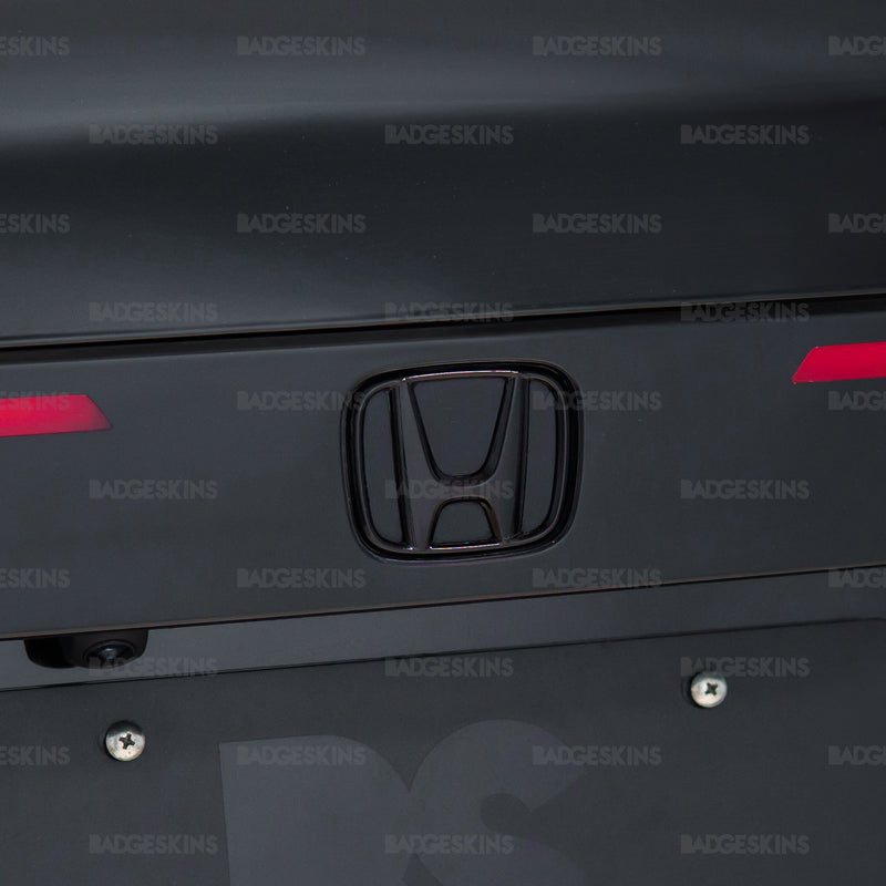 Load image into Gallery viewer, Honda - 11th Gen - Accord - Rear Honda Emblem Overlay
