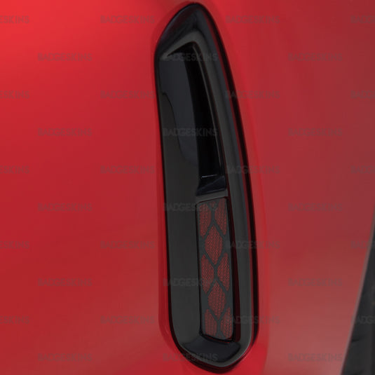 Honda - 11th Gen - Civic Type R - Rear Bumper Reflector Honeycomb Tint