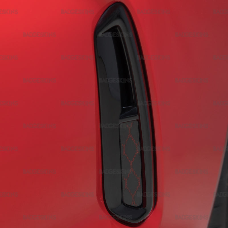 Load image into Gallery viewer, Honda - 11th Gen - Civic Type R - Rear Bumper Reflector Honeycomb Tint
