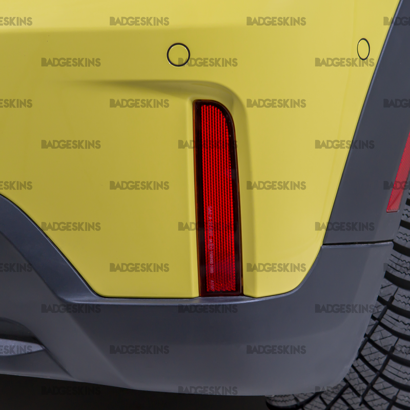 Load image into Gallery viewer, MINI - 4th Gen - Cooper - Rear Bumper Reflector Tint
