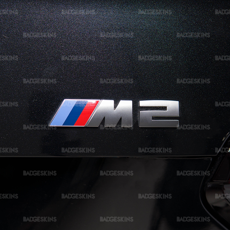 Load image into Gallery viewer, BMW - G87 - M2 - Rear M2 Badge Flag Overlay
