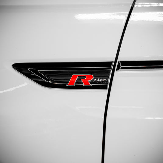 R-line side badge emblem