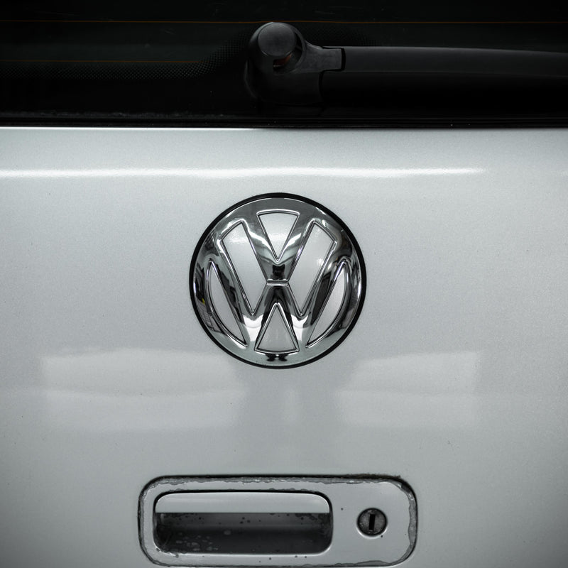 Load image into Gallery viewer, VW - MK5 - Golf - Rear VW Emblem Inlay
