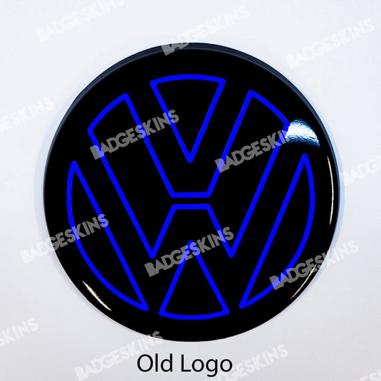 VW - MK7 - Jetta - Front Smooth 2pc VW Emblem Pin-Stripe Overlay