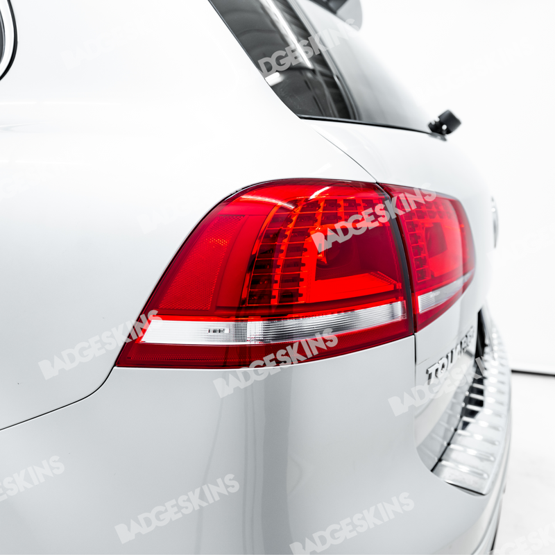 Load image into Gallery viewer, VW - MK2/2.5 - Touareg - Taillight Clear Lens Tint
