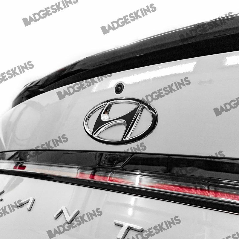Load image into Gallery viewer, Hyundai - 7th Gen - Elantra - Rear Hyundai Emblem Overlay
