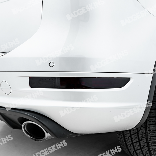 VW - MK2 - Touareg - Rear Bumper Reflector Tint