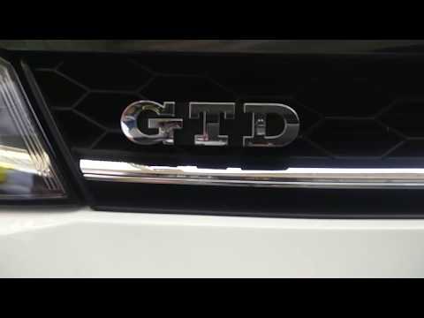 Load and play video in Gallery viewer, VW - MK4 - Golf - R32 Badge Overlay
