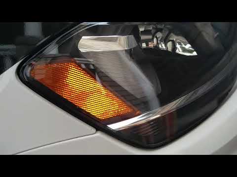 Load and play video in Gallery viewer, Audi - B9.5 - S4 - Head Light Amber Delete
