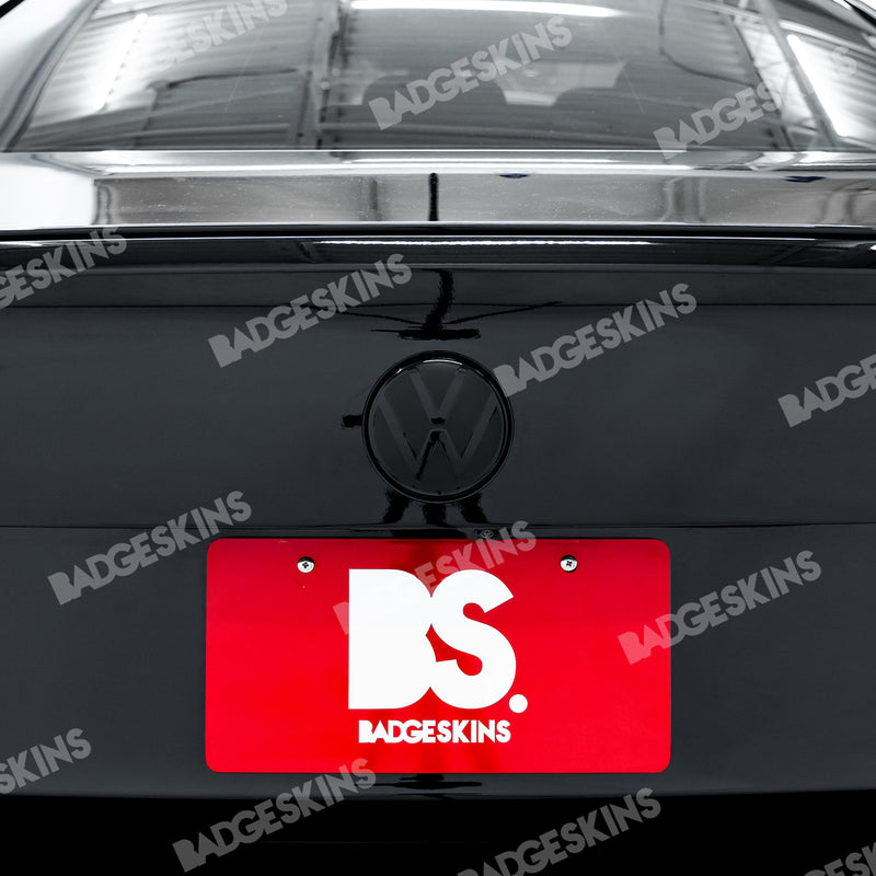 Load image into Gallery viewer, VW - MK7.5 - Jetta - Rear VW Emblem Overlay
