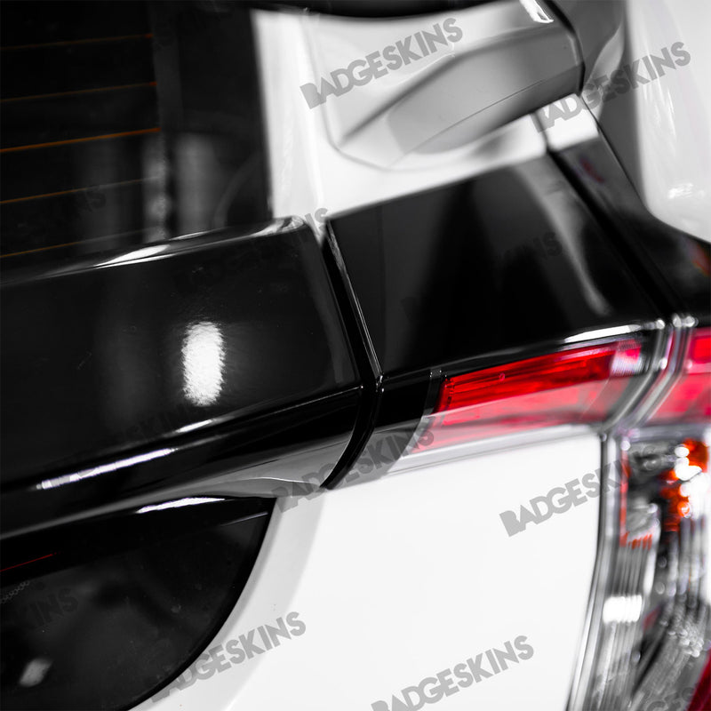 Load image into Gallery viewer, Honda - Civic - FK8 Type R - Taillight Half Eyelid
